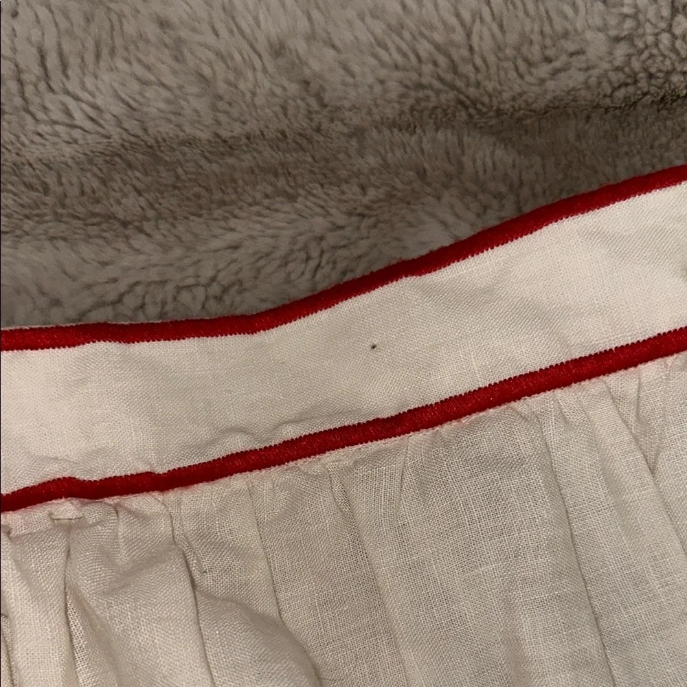 J. Crew used Embroidered Floral Cream Skirt size 6 in good condition